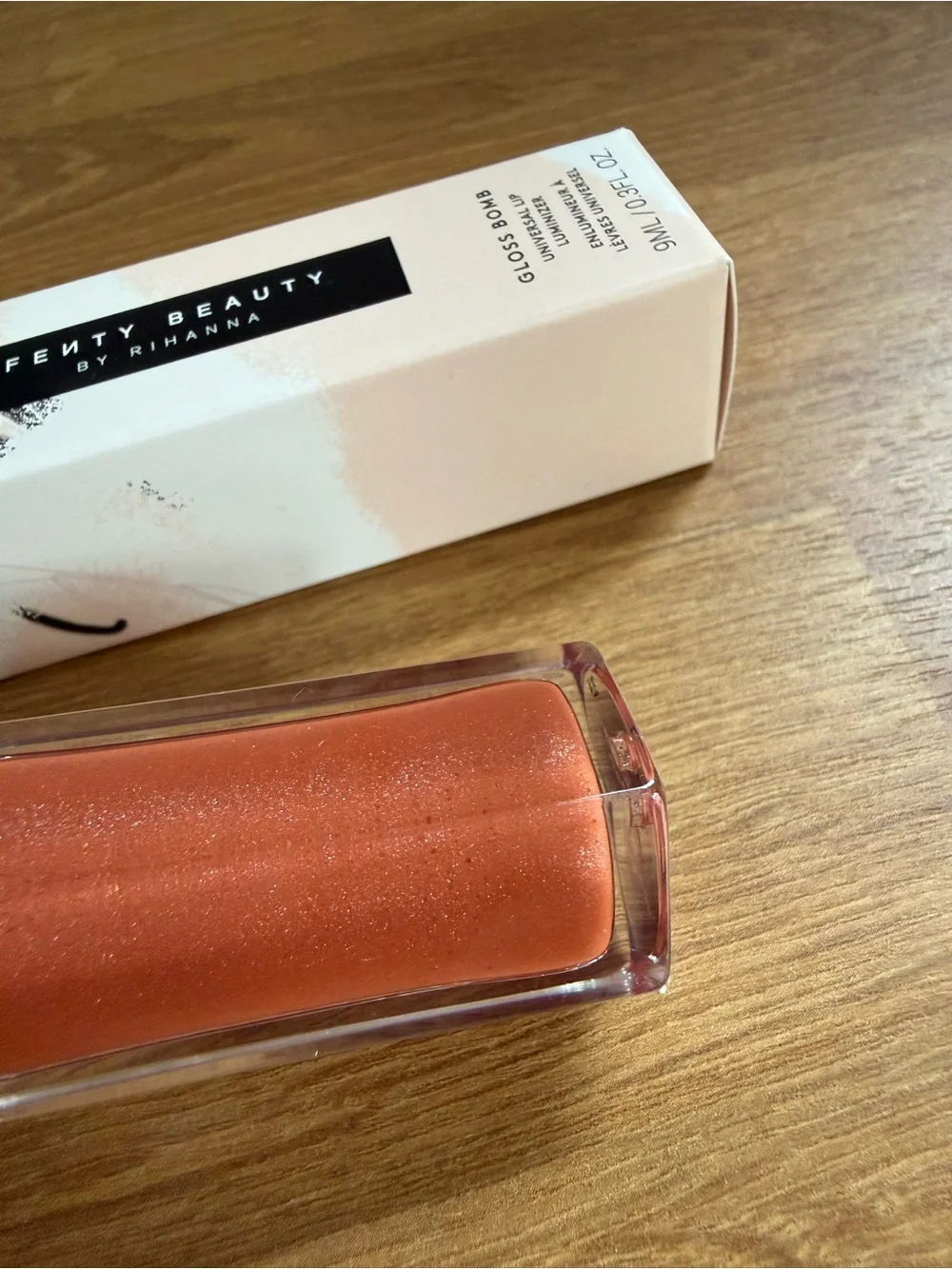 *BNIB* Fenty Beauty Gloss Bomb Universal Lip Luminizer - Fenty Glow 01